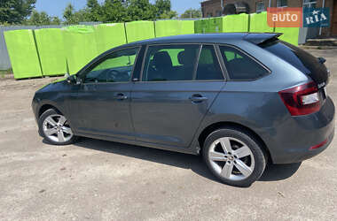 Хэтчбек Skoda Rapid 2015 в 