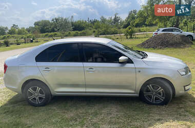 Лифтбек Skoda Rapid 2014 в 