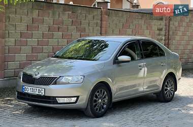Лифтбек Skoda Rapid 2013 в Тернополе