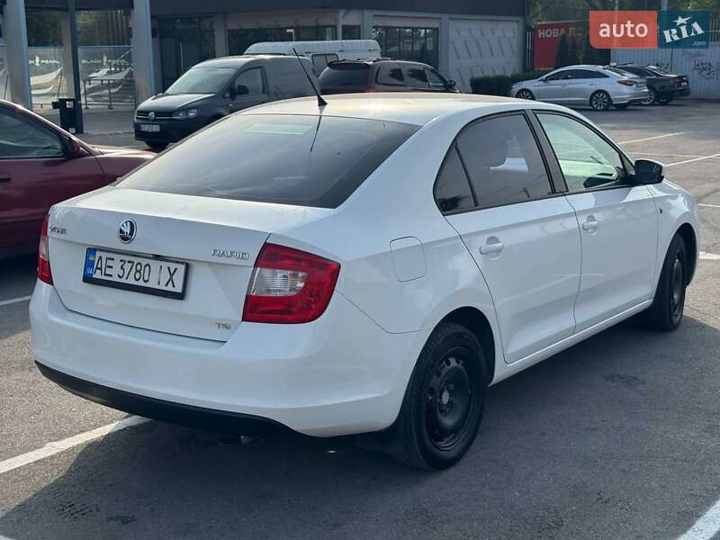 Ліфтбек Skoda Rapid 2013 в Дніпрі