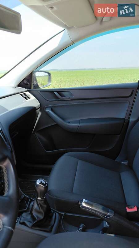 Лифтбек Skoda Rapid 2013 в Хмельницком