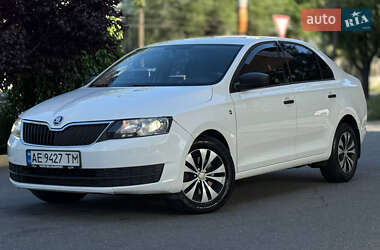 Лифтбек Skoda Rapid 2013 в Днепре