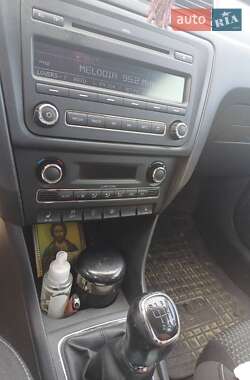 Лифтбек Skoda Rapid 2013 в 