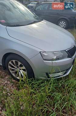 Лифтбек Skoda Rapid 2013 в 