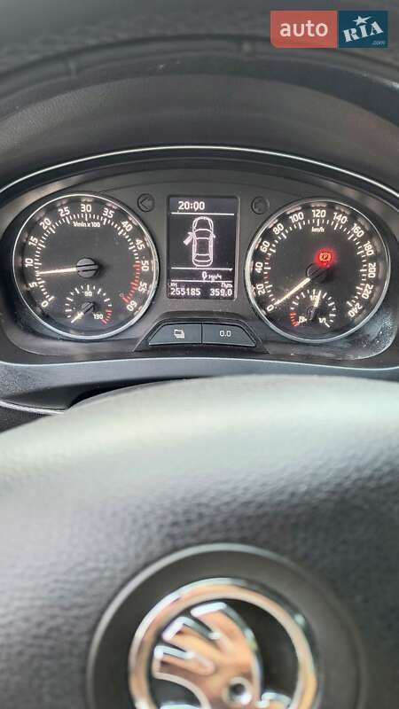 Ліфтбек Skoda Rapid 2014 в Городку