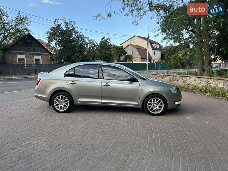 Лифтбек Skoda Rapid 2013 в Киеве