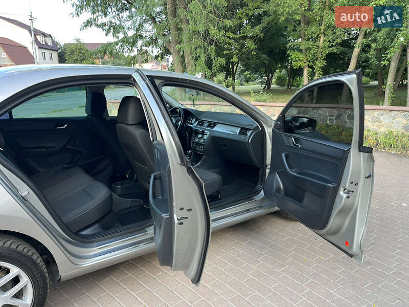 Лифтбек Skoda Rapid 2013 в Киеве