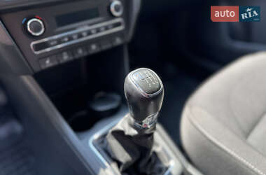 Лифтбек Skoda Rapid 2013 в 