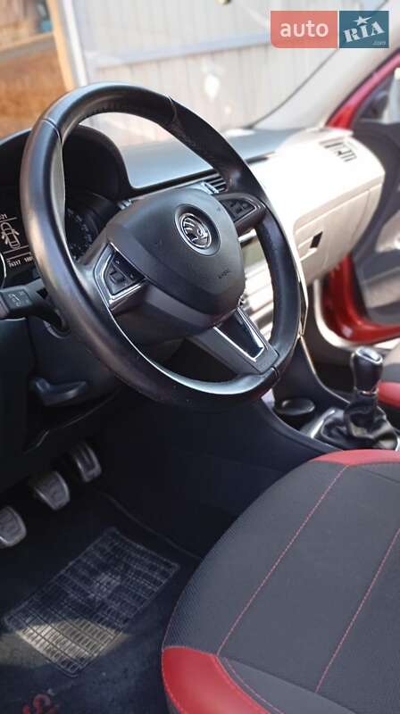 Лифтбек Skoda Rapid 2013 в Чигирине