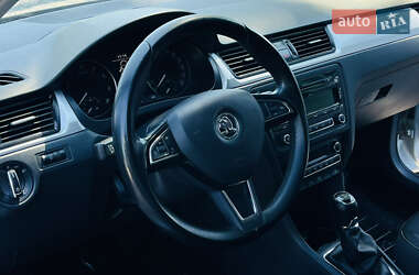 Лифтбек Skoda Rapid 2013 в 