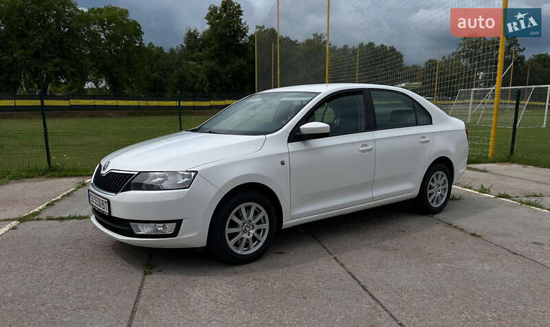 Лифтбек Skoda Rapid 2013 в Чернигове