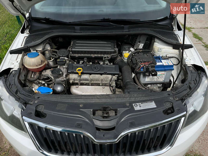 Лифтбек Skoda Rapid 2013 в Чернигове