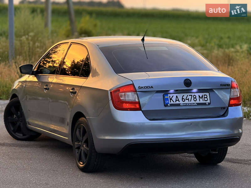Лифтбек Skoda Rapid 2013 в Мене
