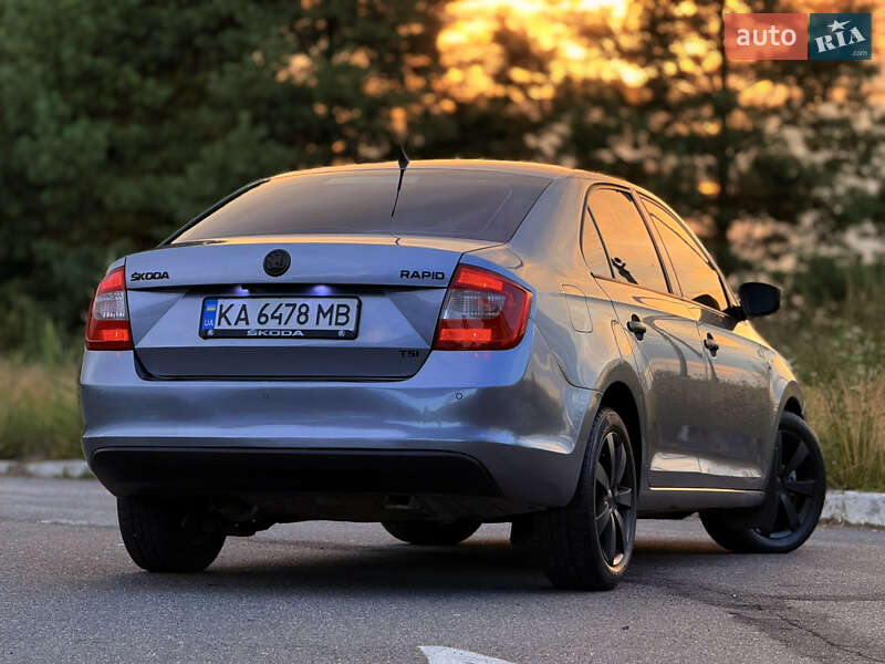 Лифтбек Skoda Rapid 2013 в Мене
