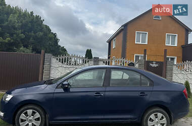 Лифтбек Skoda Rapid 2016 в 