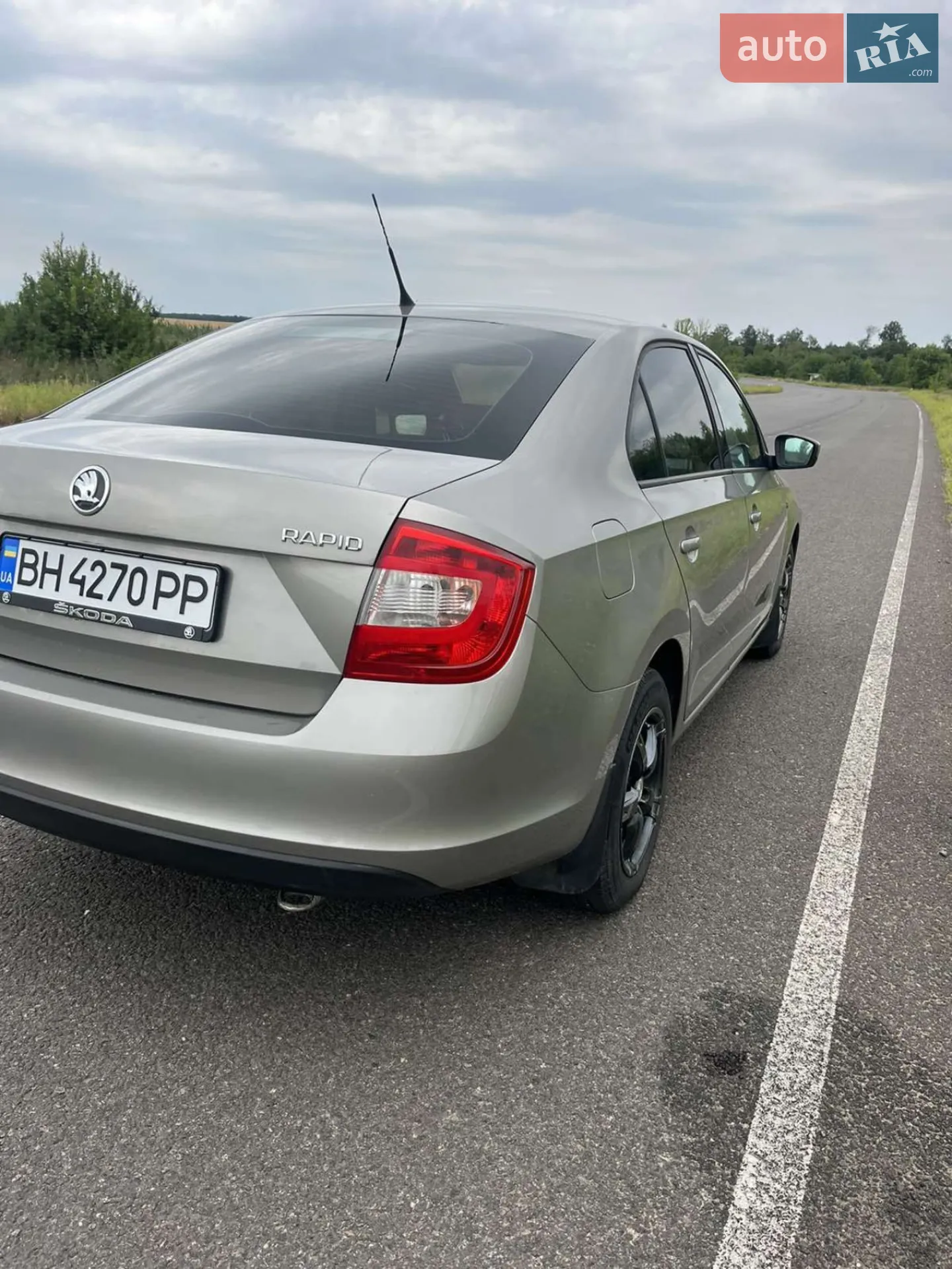 2013 Skoda Rapid - мініатюра 2