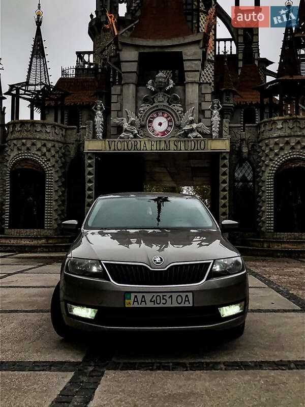 Skoda Rapid 2013