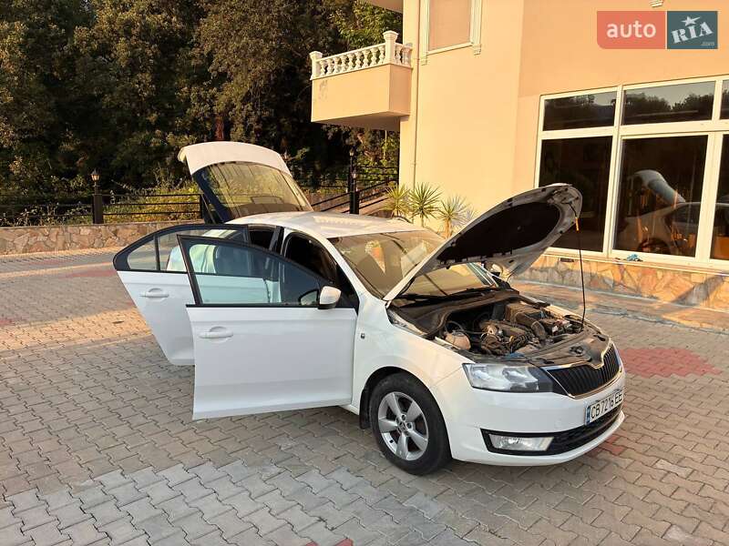 Лифтбек Skoda Rapid 2013 в Хусте