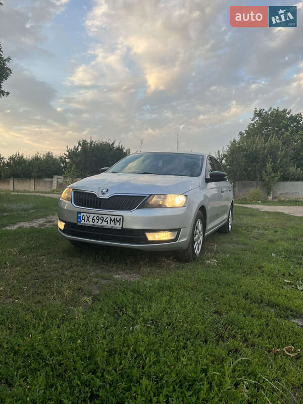 Лифтбек Skoda Rapid 2015 в Богодухове фото 2 Лифтбек Skoda Rapid 2015 в Богодухове