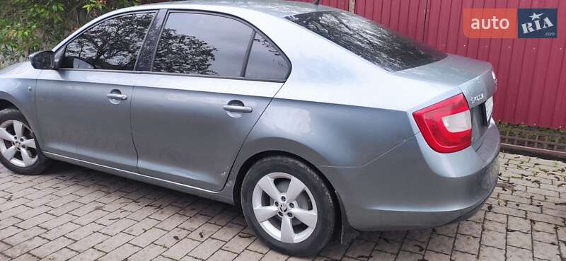 Лифтбек Skoda Rapid 2012 в Львове
