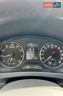 Лифтбек Skoda Rapid 2013 в 