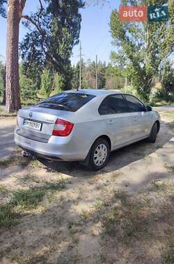 Хэтчбек Skoda Rapid 2013 в Ахтырке