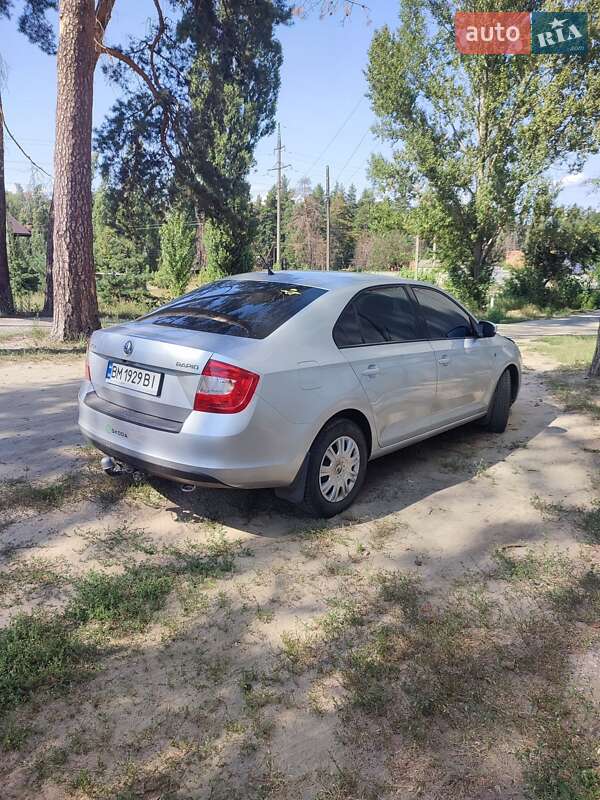 Хэтчбек Skoda Rapid 2013 в 