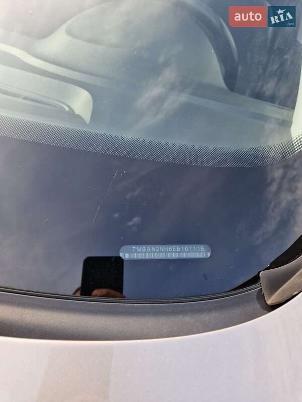 Лифтбек Skoda Rapid 2013 в Калуше фото 11 Лифтбек Skoda Rapid 2013 в Калуше