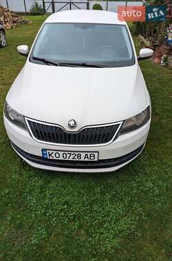Лифтбек Skoda Rapid 2013 в Тячеве