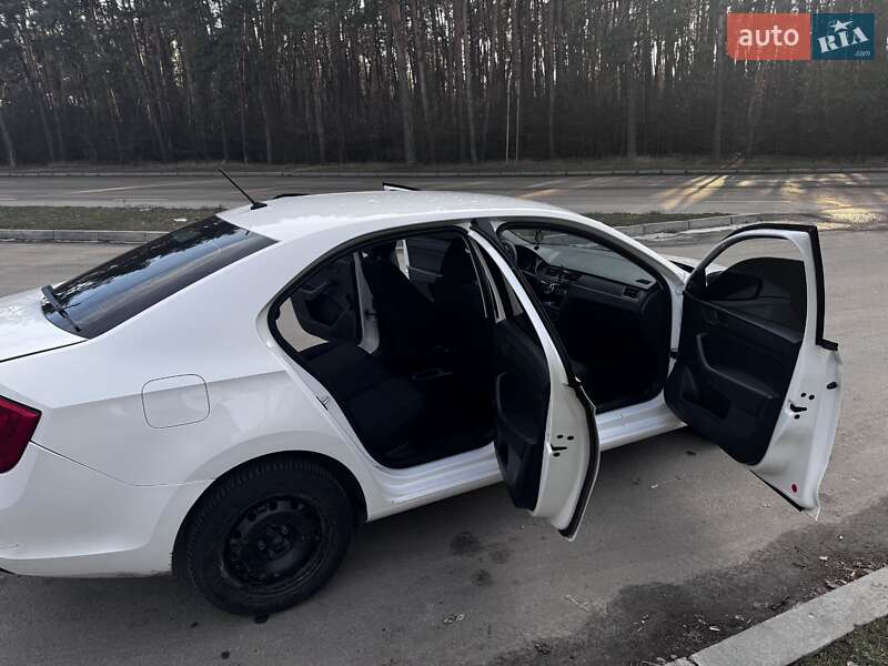 Ліфтбек Skoda Rapid 2016 в Кропивницькому