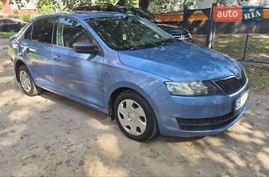 Лифтбек Skoda Rapid 2013 в Чернигове