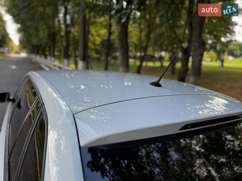 Хэтчбек Skoda Rapid 2015 в Киеве
