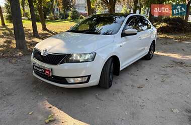 Лифтбек Skoda Rapid 2013 в Киеве