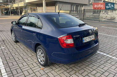 Лифтбек Skoda Rapid 2015 в 