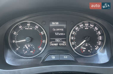 Лифтбек Skoda Rapid 2015 в 