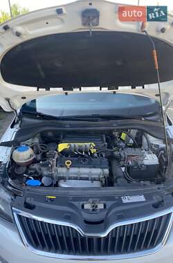 Лифтбек Skoda Rapid 2013 в 