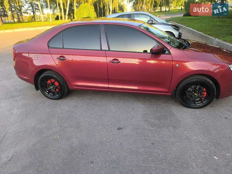 Лифтбек Skoda Rapid 2015 в Житомире фото 2 Лифтбек Skoda Rapid 2015 в Житомире