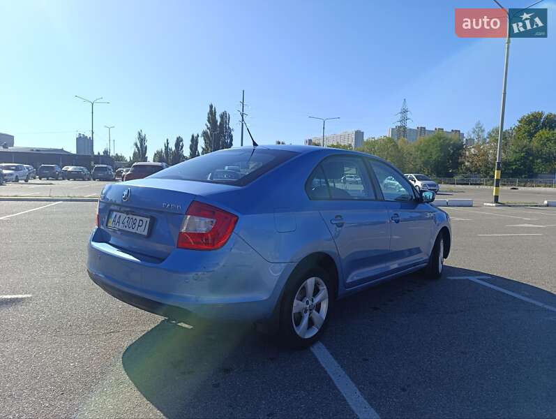Лифтбек Skoda Rapid 2013 в Киеве
