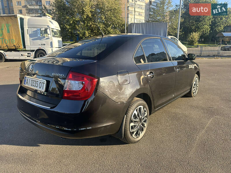 Лифтбек Skoda Rapid 2015 в Киеве