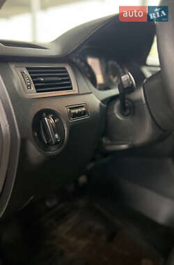 Лифтбек Skoda Rapid 2015 в 