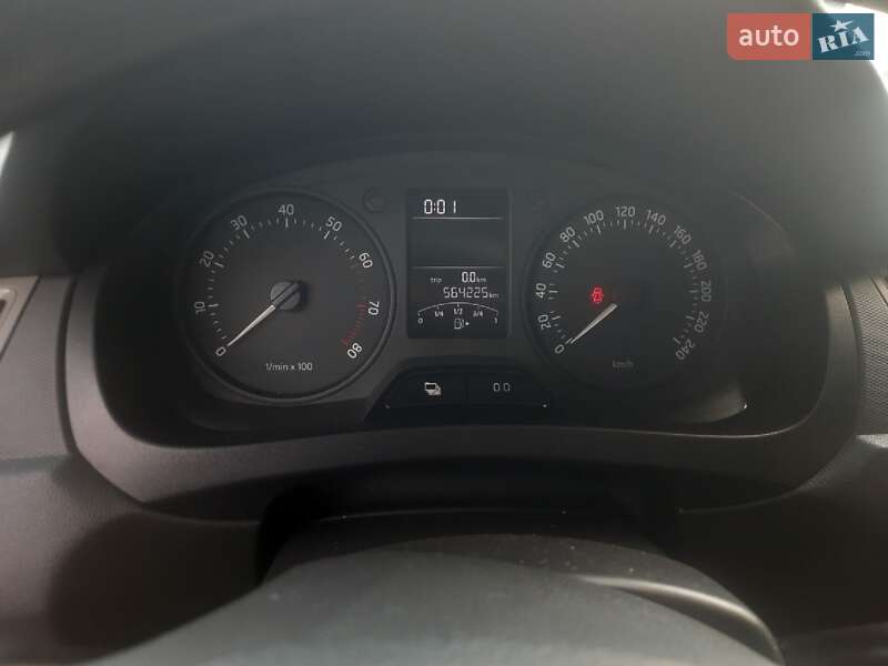 Ліфтбек Skoda Rapid 2013 в Дніпрі