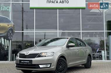 Лифтбек Skoda Rapid 2015 в Киеве