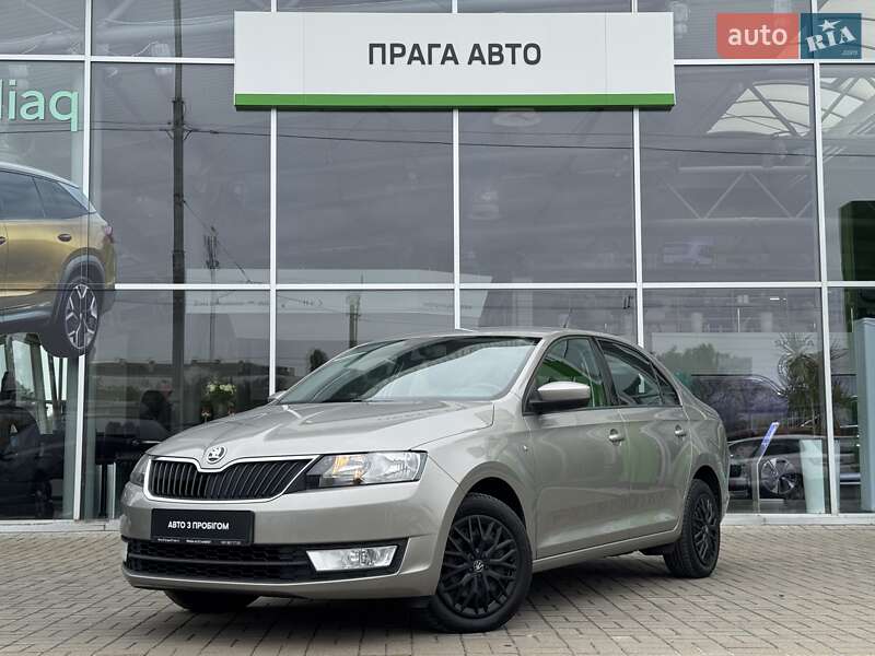 Лифтбек Skoda Rapid 2015 в Киеве