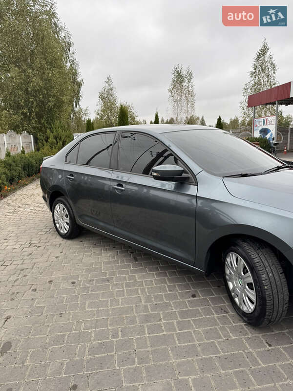 Ліфтбек Skoda Rapid 2017 в Києві фото 8 Ліфтбек Skoda Rapid 2017 в Києві