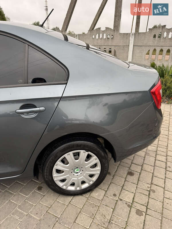 Ліфтбек Skoda Rapid 2017 в Києві фото 18 Ліфтбек Skoda Rapid 2017 в Києві