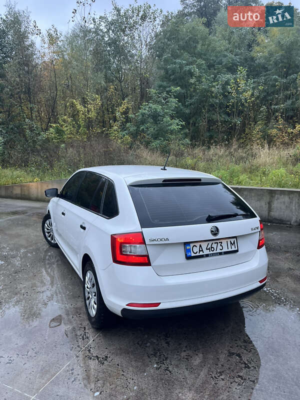 Хэтчбек Skoda Rapid 2015 в Киеве фото 4 Хэтчбек Skoda Rapid 2015 в Киеве