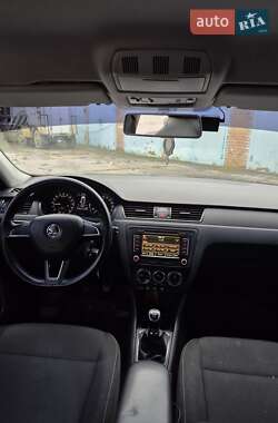 Лифтбек Skoda Rapid 2013 в 