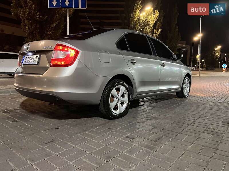 Skoda Rapid 2013 Skoda Rapid 2013