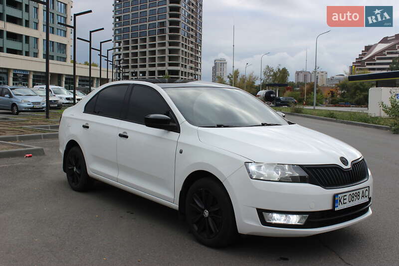 Skoda Rapid 2013 Skoda Rapid 2013
