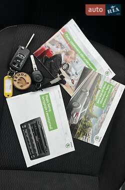 Лифтбек Skoda Rapid 2013 в 